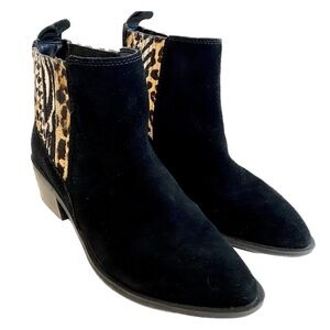 CROWN VINTAGE Black Suede Ankle Boots Animal Print on Side Shaft 2” Heel Size 8